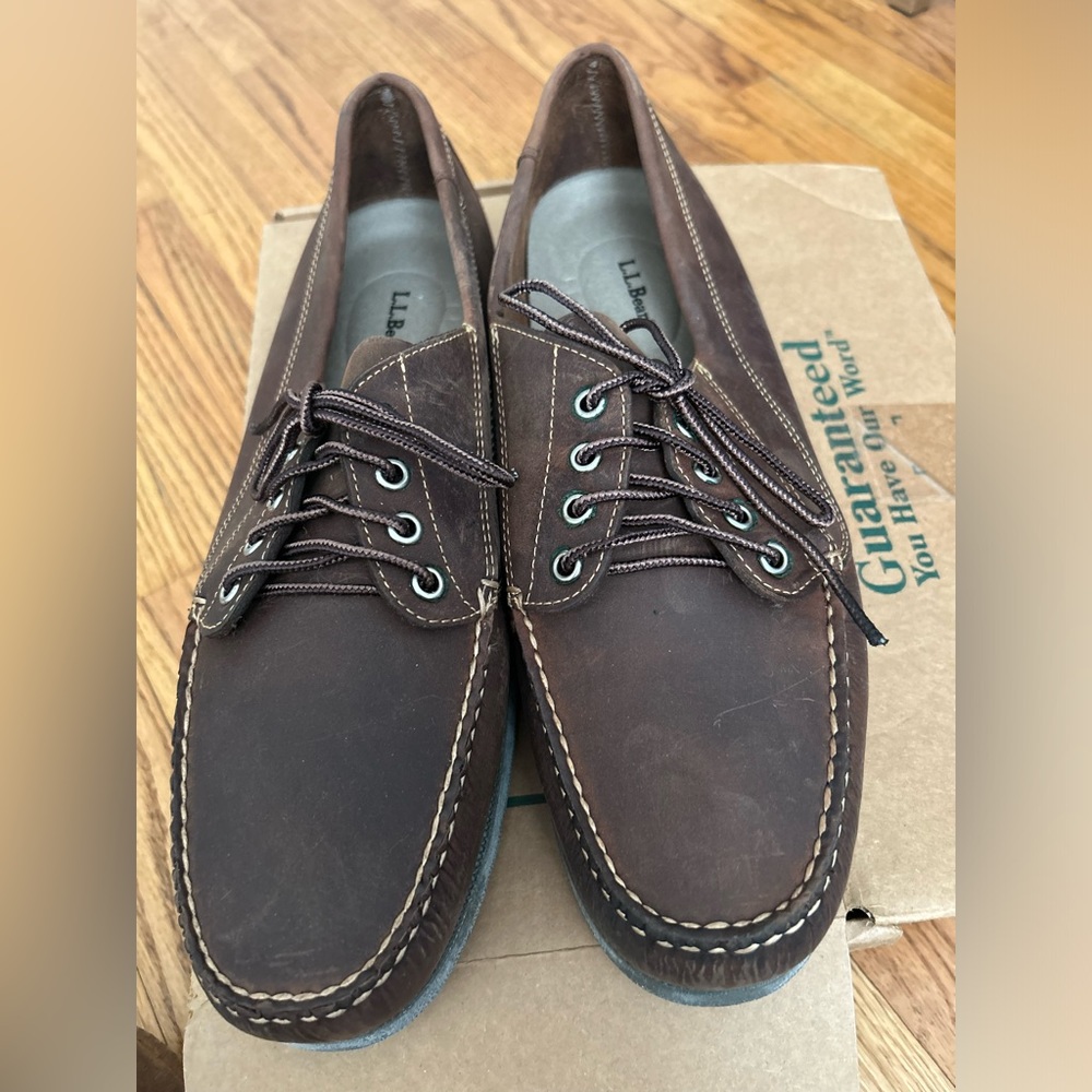 Genuine leather brown mens loafers nwt